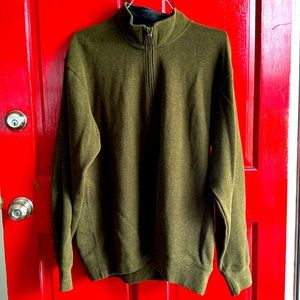 Green Orvis Pullover Large